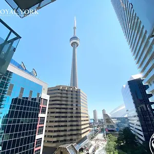 Skyline Suites - Walk To Mtcc, Acc, Rogers Centre & Entertainment District Appart hôtel