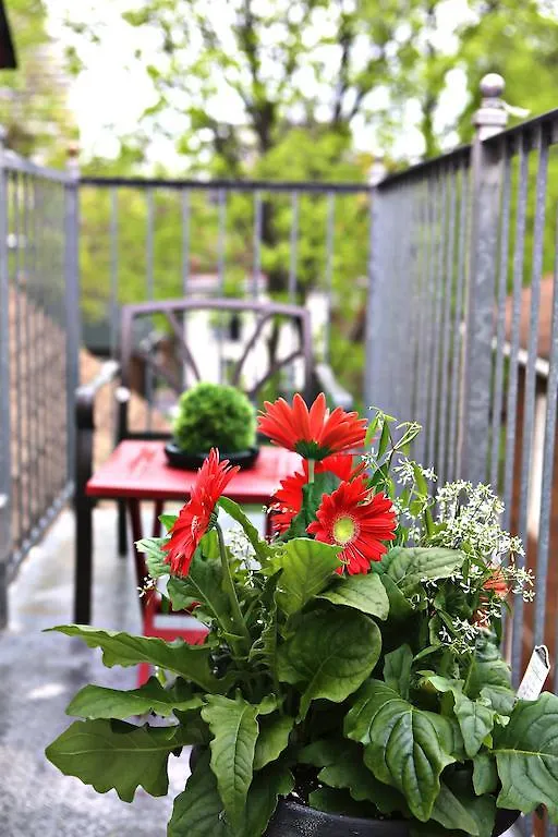 The Parkway Place Guesthouse Toronto Guest house