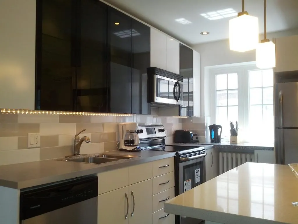 The Parkway Place Guesthouse Toronto Canada