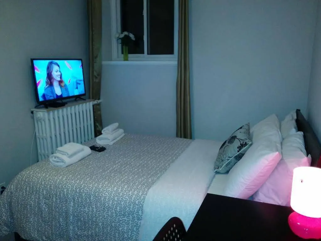 The Parkway Place Guesthouse Toronto 2*,  Canada