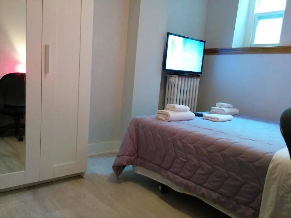 The Parkway Place Guesthouse Toronto